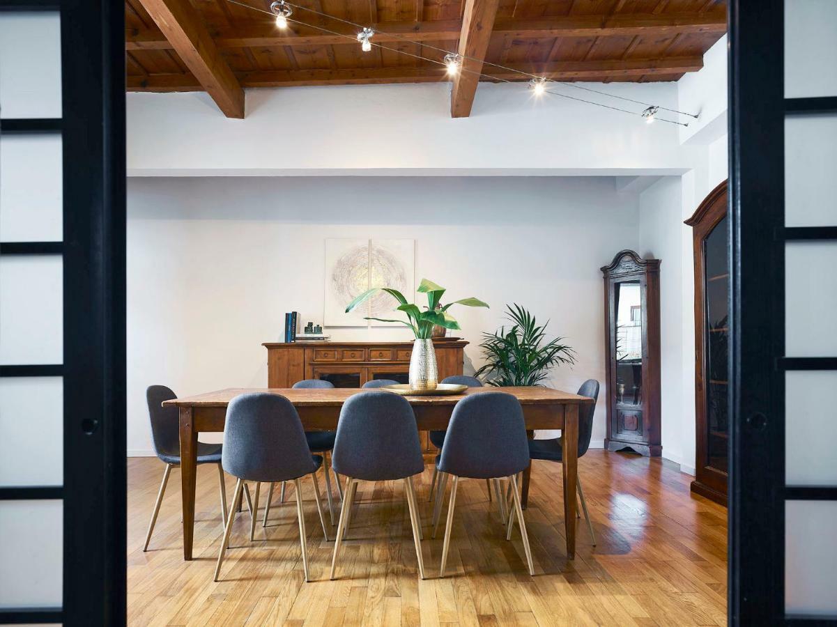 Location W/ Breathtaking Views Chic Palace Apartment Florence